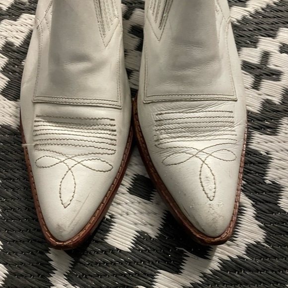 Circle S Leather Ankle Booties White Size 10 - Picture 4 of 7